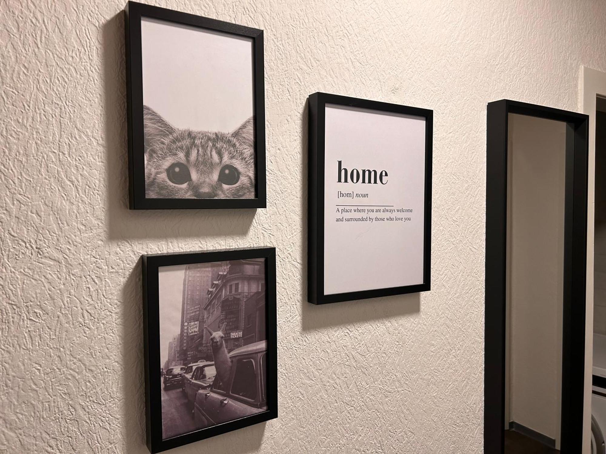 3 In Apartment