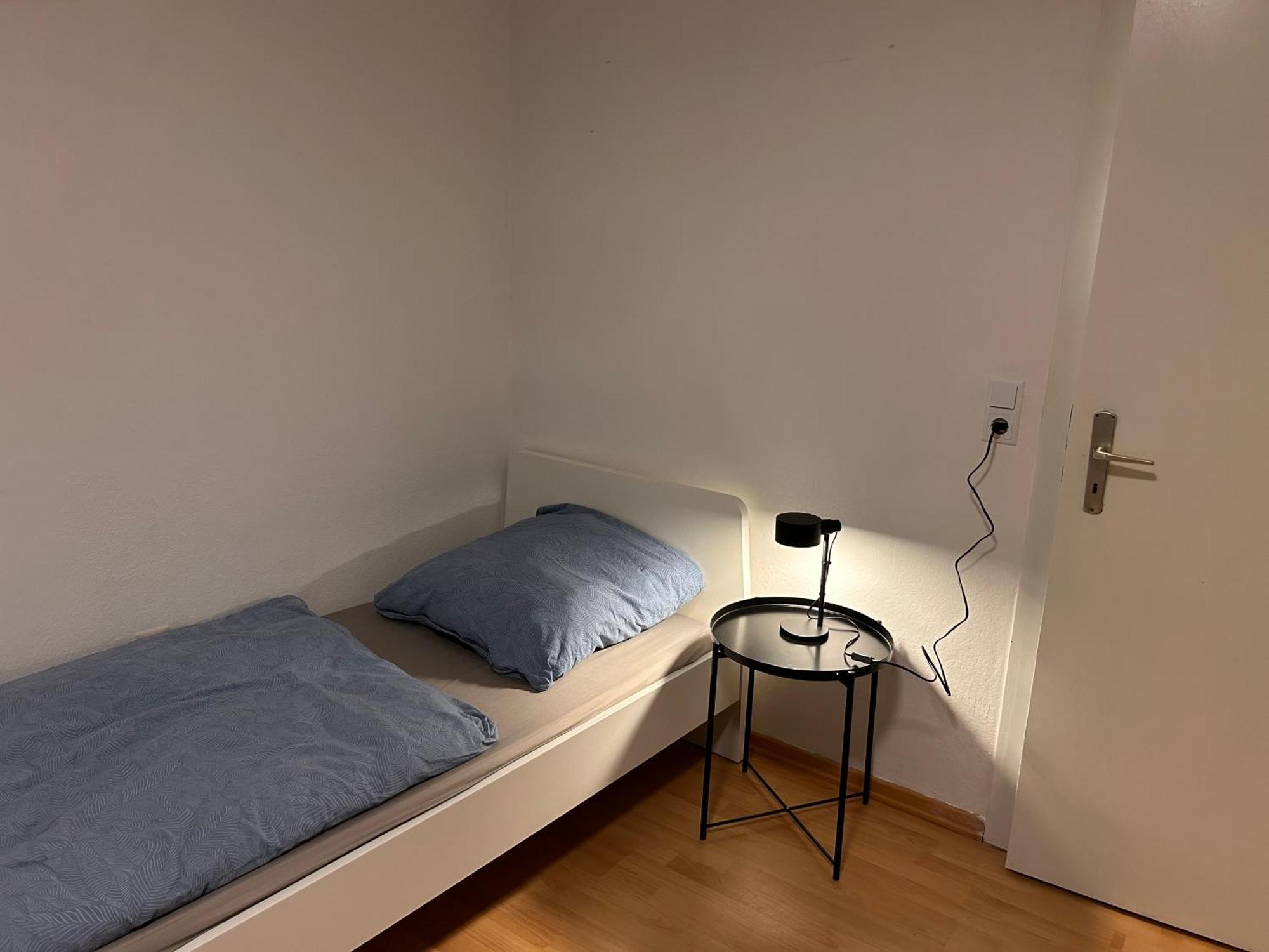 3 In Apartment