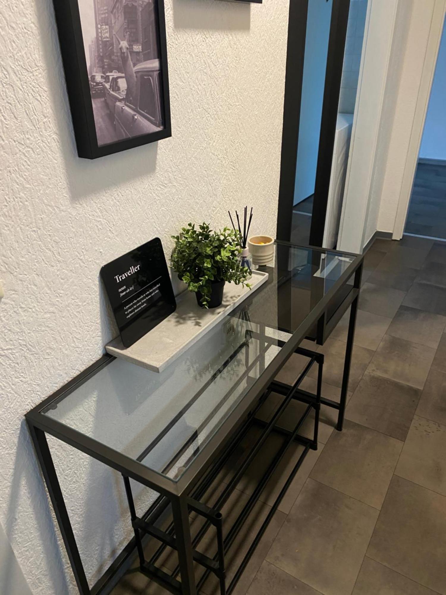 Apartment 3 In *